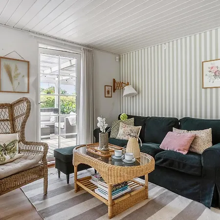 In With Wifi Σπίτι διακοπών